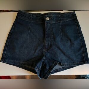 Wild Fable Size S/M Dark Wash Jean Shorts